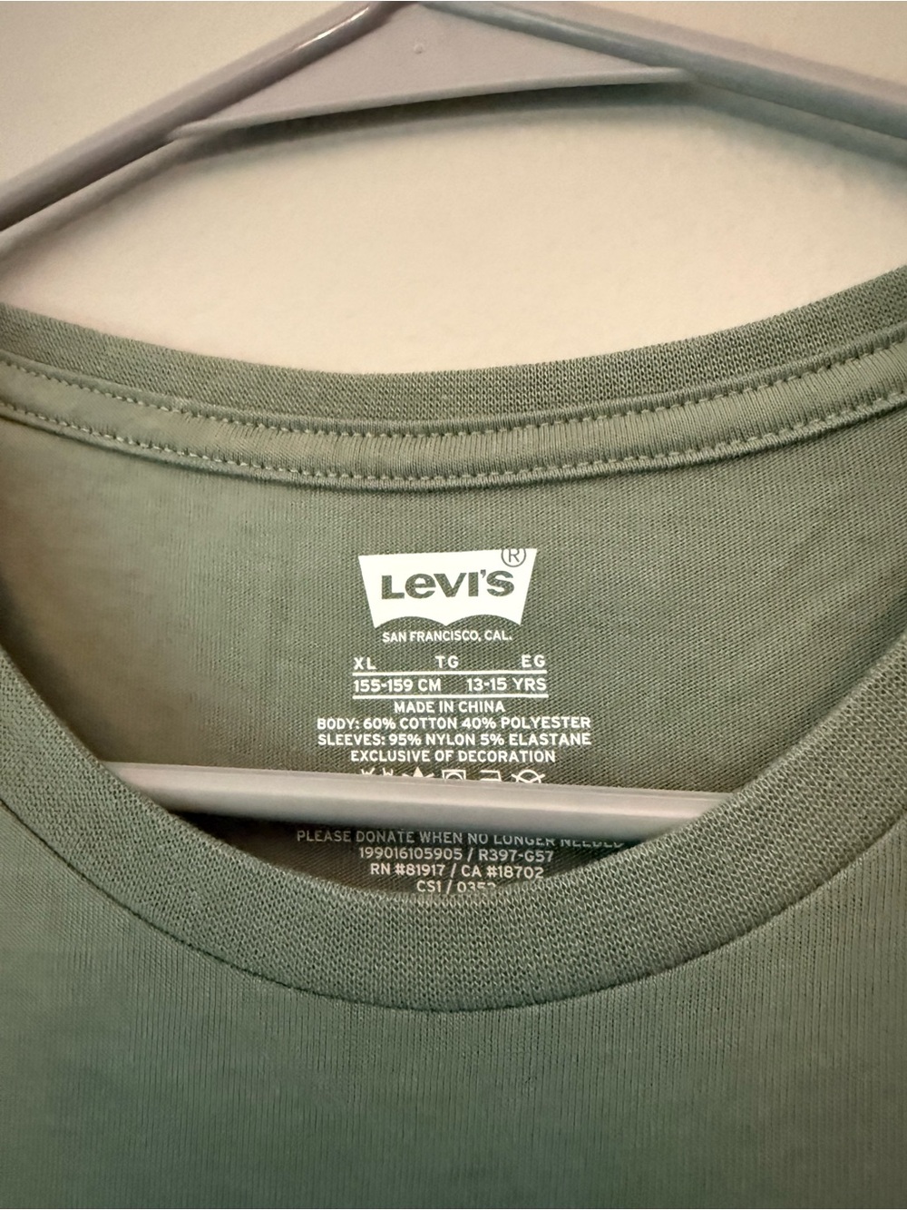 Levi's Girls’ olive green tee with lace-look long sleeves - Picture 6 of 6